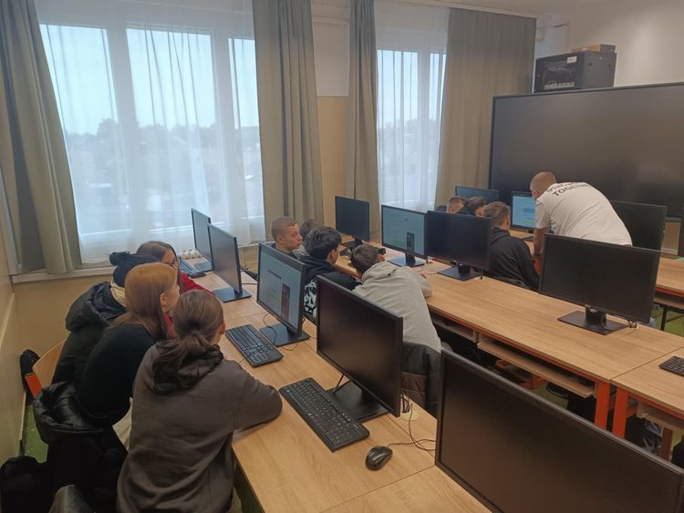 Legyél Te is Tudatos Pénzügyi Junior Klasszis! - Országos pénzügyi verseny